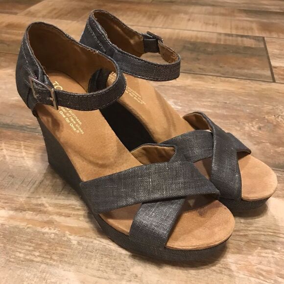 TOMS - Cute Wedge (6.5) - Picture 1 of 8